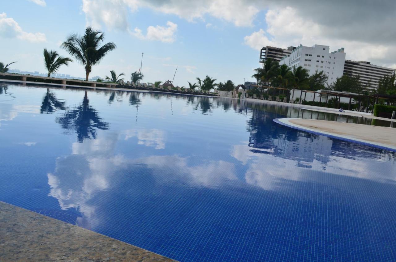 Tu Hogar Frente Al Mar Caribe, Vive Cancún Exterior foto
